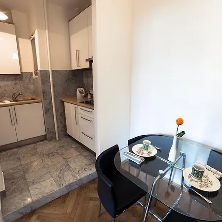 Florana Apartment